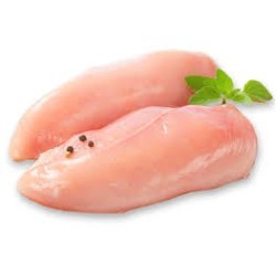 Pechuga de pollo enteras frescas.